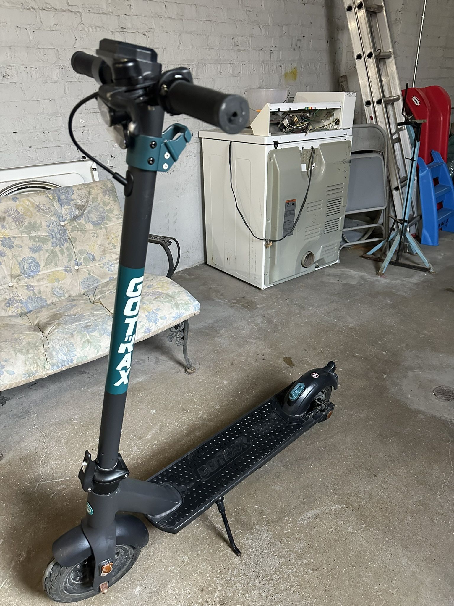 Electric Scooter 