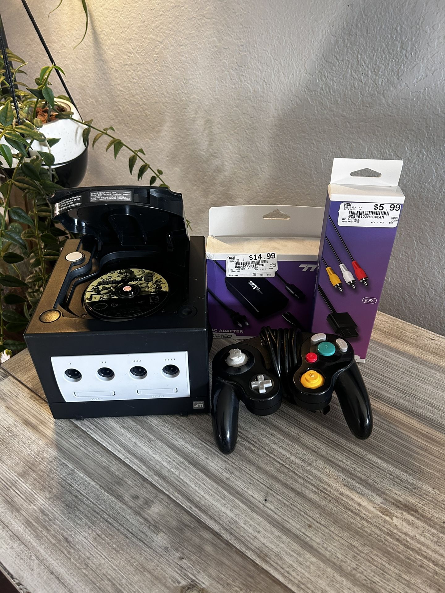 Nintendo GameCube Console – Excellent Condition + Mario Party 6 (Disc Only)