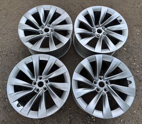 Tesla Model Y Wheels 20”