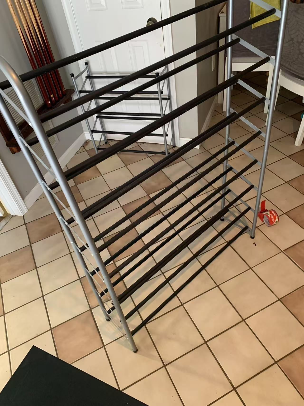 Shoe rack
