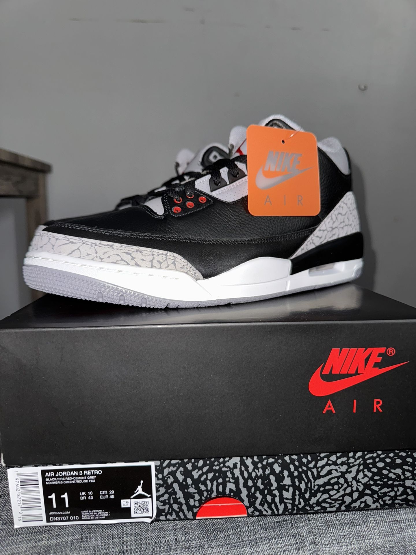 Air Jordan 3 Retro