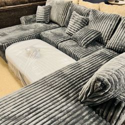 Stylish Stunning Cozy Sectional 