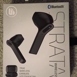 STRATA Truly Wireless Earbuds W/ Charging Case- BNIB!