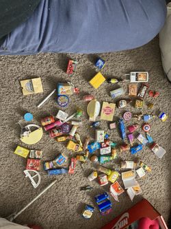 Mini Brands