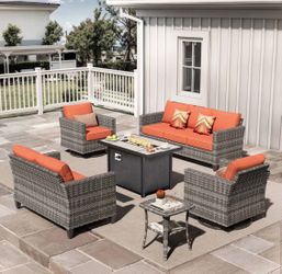 Patio furniture set outdoor new in the box