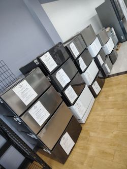 $209 or higher  laundry pedestals LG and GE with baskets and mini washers