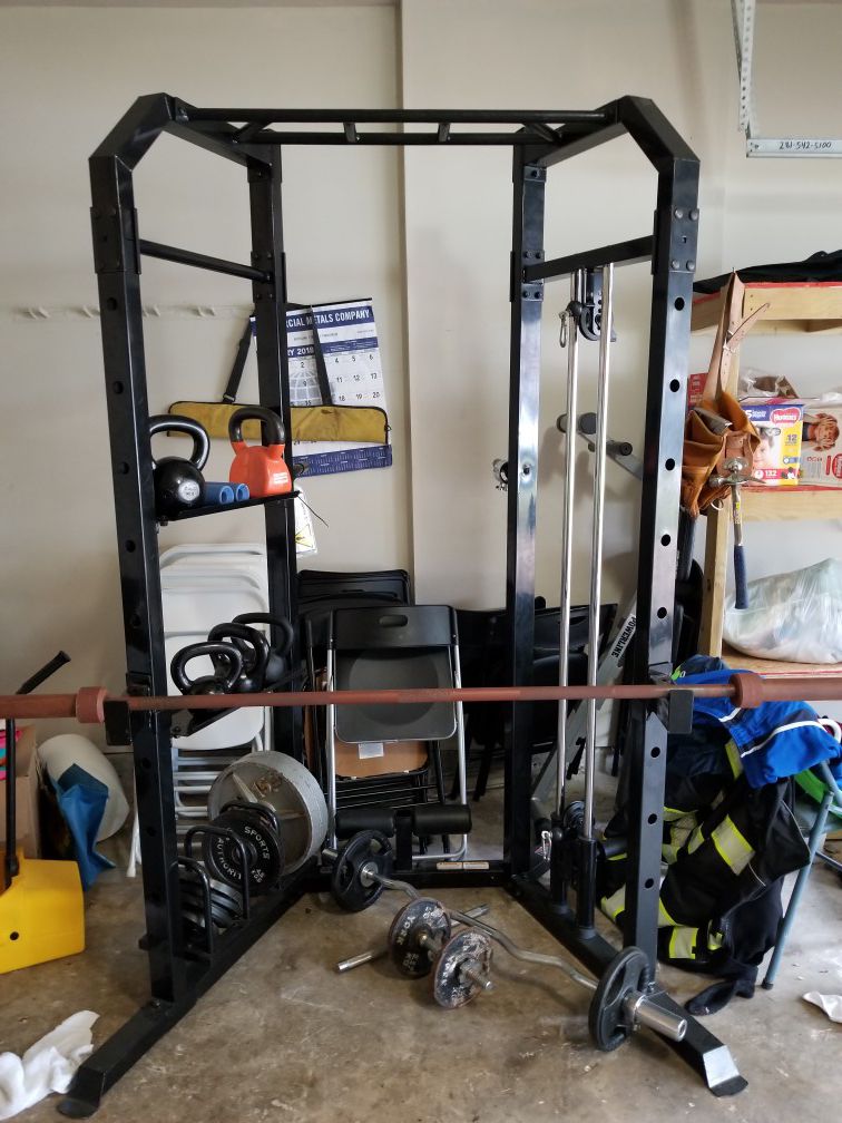 Power rack with weights