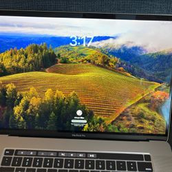 Space Grey macbook pro 15”. meet local to marietta. Or best offer