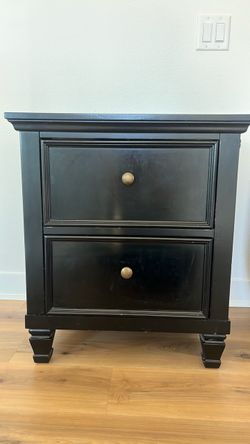 Black 2 drawer nightstand