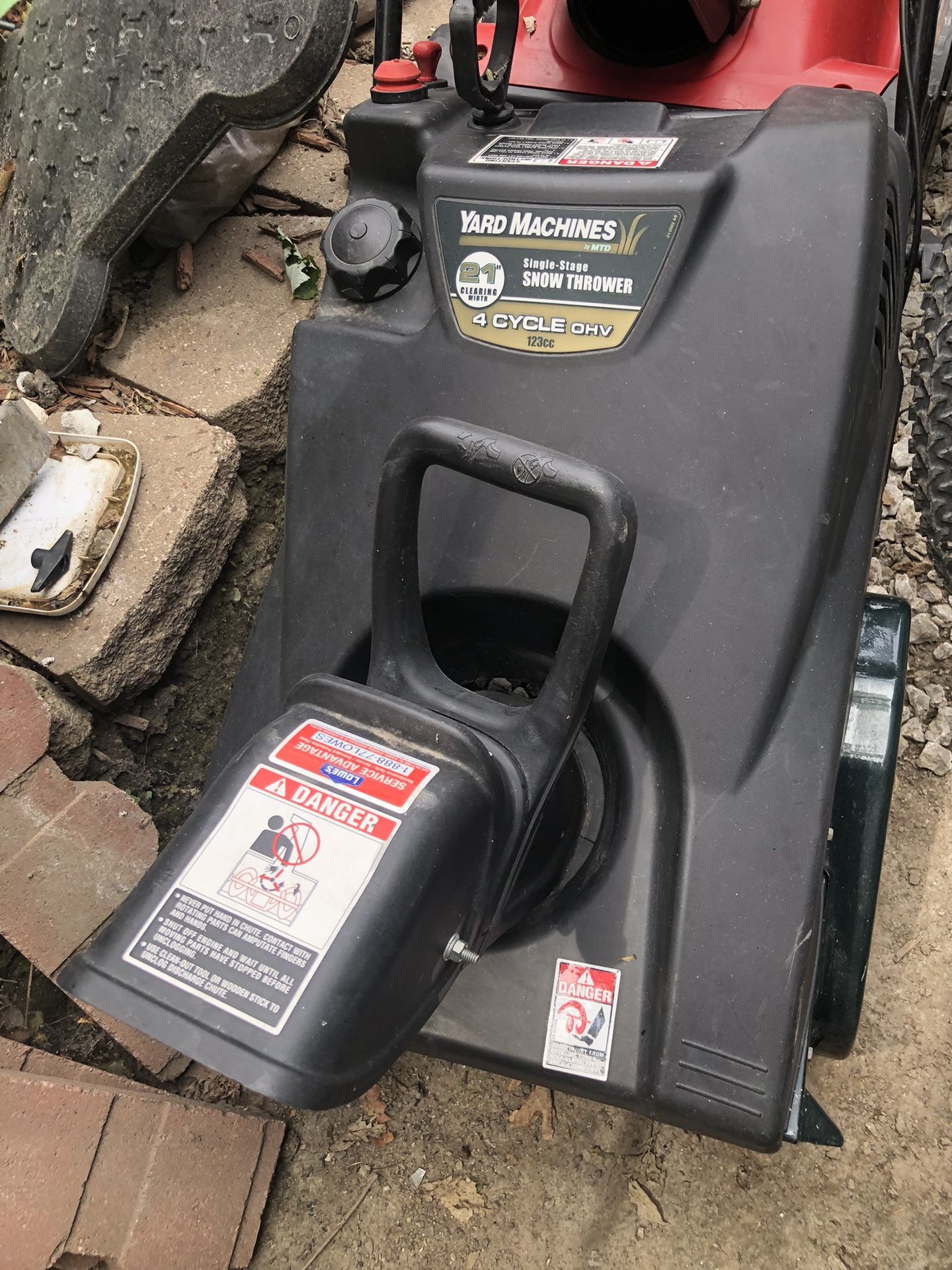 Snow Blower and electric Start 
