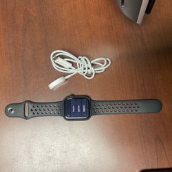 Apple Watch SE