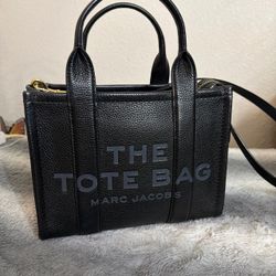 Marc Jacobs The Tote Bag Black Leather