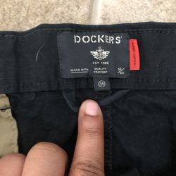 Dockers black cargo shorts