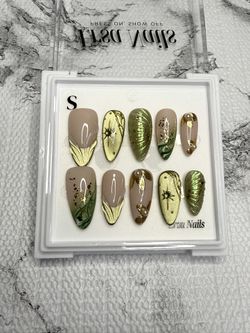 Green Almond Press On Nails