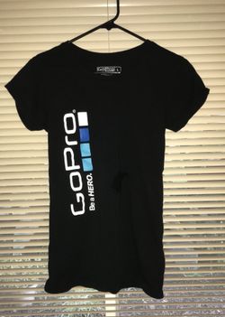 Gopro sz LG. Women's Fitted Scoop T-Shirt