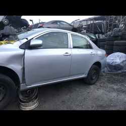 2009 Corolla - FOR PARTS ONLY 