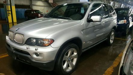 BMW X5 w/ Navigation