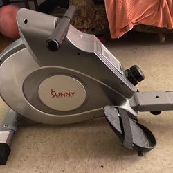 Rowing Machine 90$ or best offer