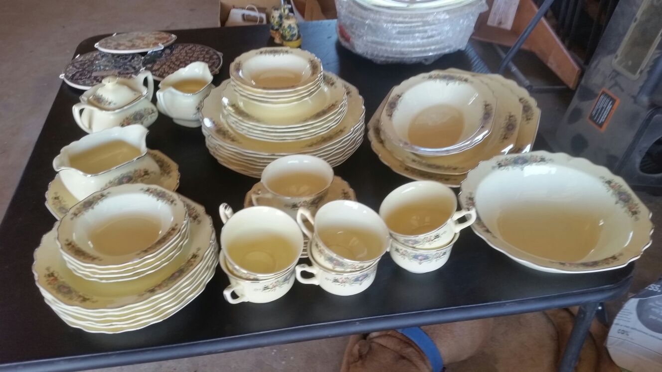 Dishware for sale