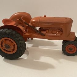 TOY VINTAGE TRACTOR