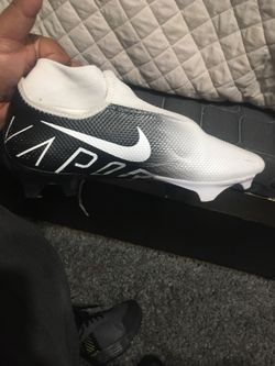 Size 13.5 - Nike Vapor Edge Elite 360 Football Cleat White Volt