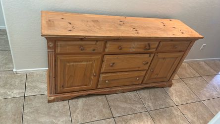 Dresser