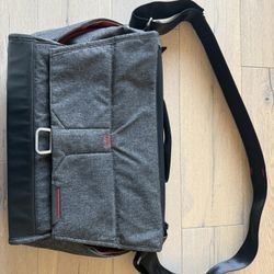 Peak Design Everyday Messenger
