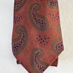 Giorgio Armani Cravatte 100% Silk Tie Rust Paisley Made in Italy Classic 57”