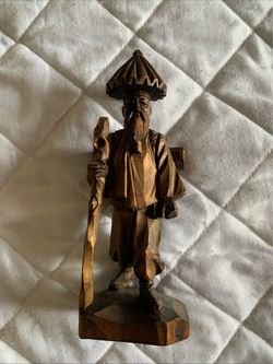 Vintage Master Carver Kim Boo Ho Wood carving Seoul Korea Asian Man Walking Stick Hat Statue. 8” tall.