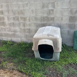 Usada Casa De Perrito  