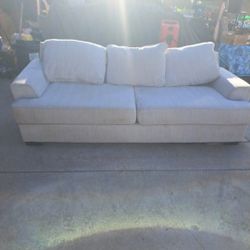 Free Couch 