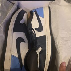 Nike Mens Size 14 Blue