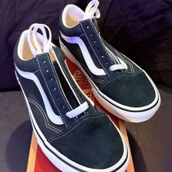 Brand New In Box - Vans Old Skool - Scarab Green