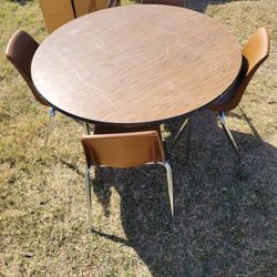 Round Table  W/ 4 Chairs