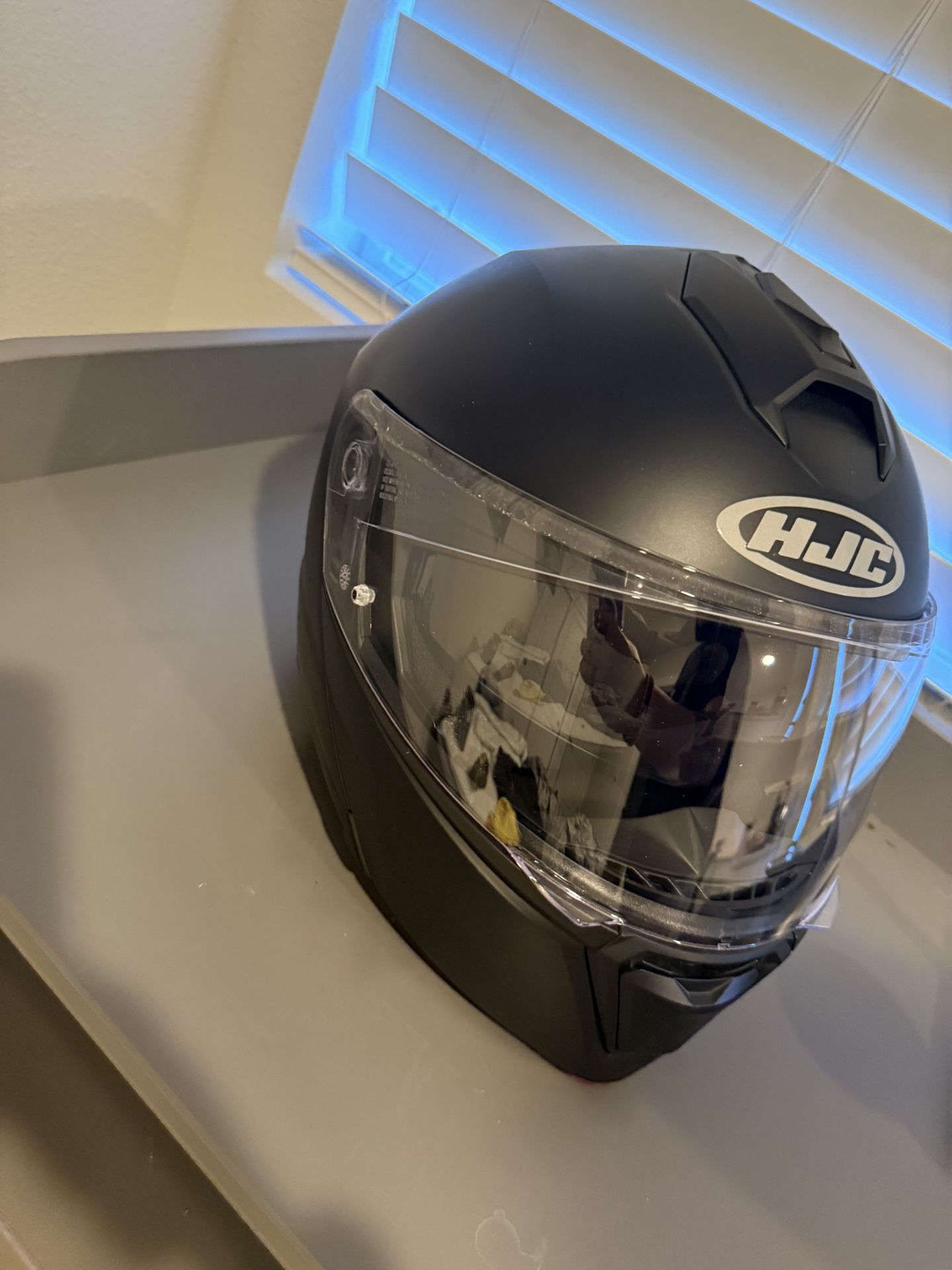 HJC i90 Helmet