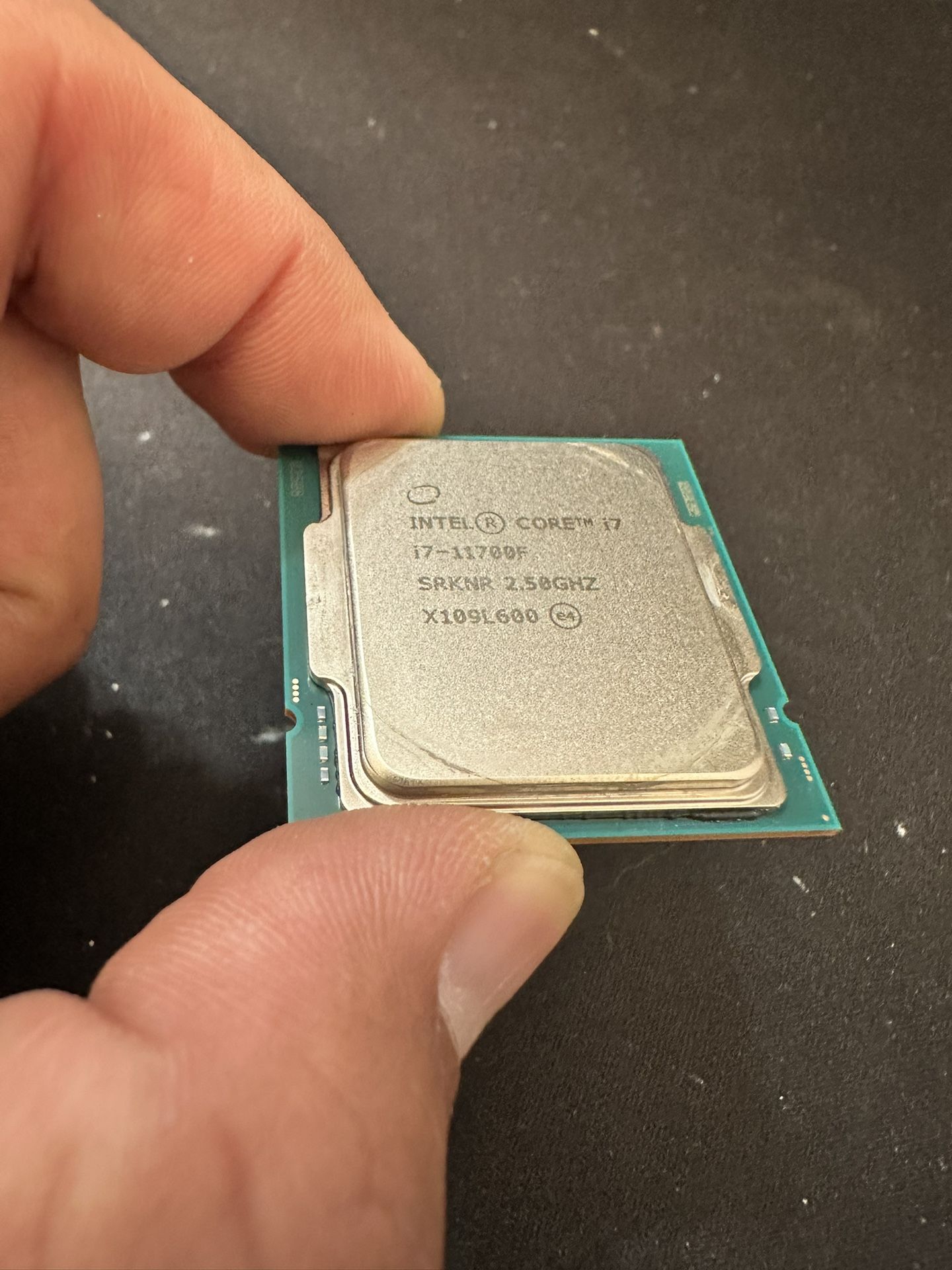 Intel Core i7-11700F 8-Core 16-Thread