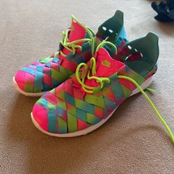 Nike Juvenate Woven Premium Multicolor Dye