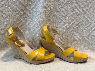 Michael Kors Kami Ankle Strap Wedge Heels - size 9