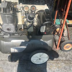Air Compressor 