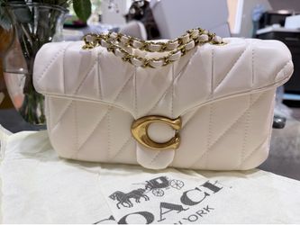 🩵🤍 Bolsa estilo Coach disponible 🤍🩵