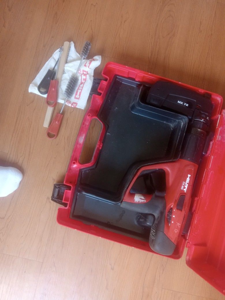 Hilti DX460 F1 f1with MX73 nail Cartridge