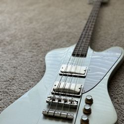 NEW Epiphone Thunderbird '64 Bass Silver Mist