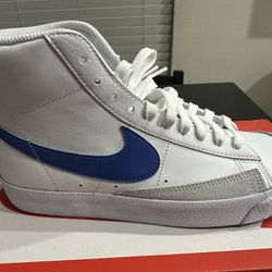 Nike Blazer Mid ’77  Kids Size 6 1/2