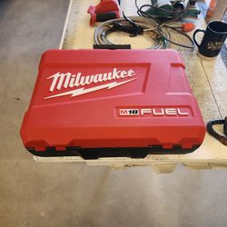 M 18 Milwaukee Impact Drills Combo