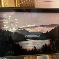 Vintage Beautiful Framed Nature Picture Clock Works Perfect