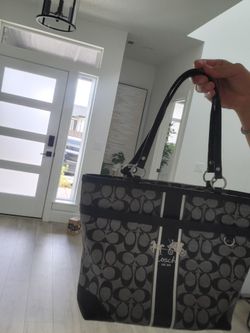 Coach Purse Signature