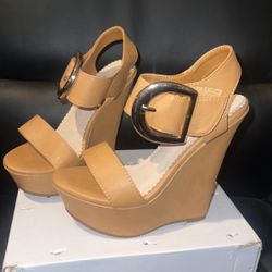 Tan Platforms