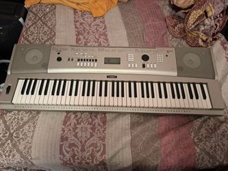 Yamaha Keyboard