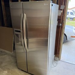 LG fridge, works perfectly