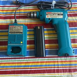 Makita Cordless DriverDrill